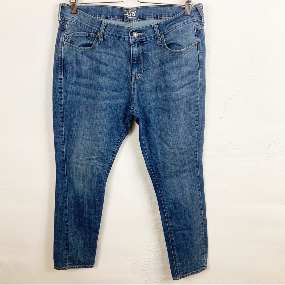 Old Navy l The Flint Blue Skinny Jeans